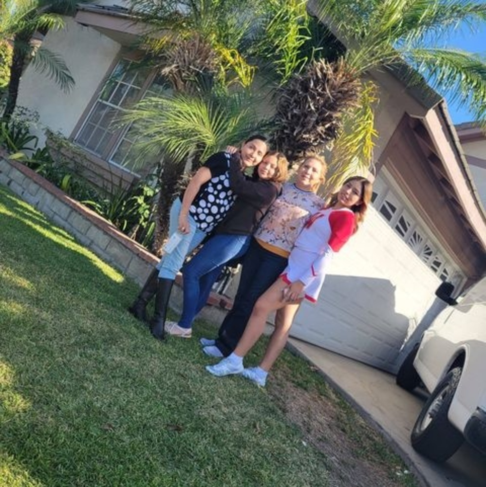 Meet your Posher, Abigail